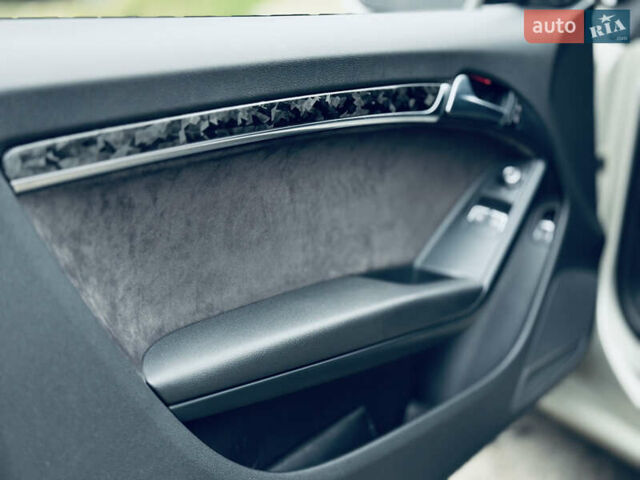 Бежевий Ауді A5, об'ємом двигуна 1.98 л та пробігом 207 тис. км за 11999 $, фото 14 на Automoto.ua