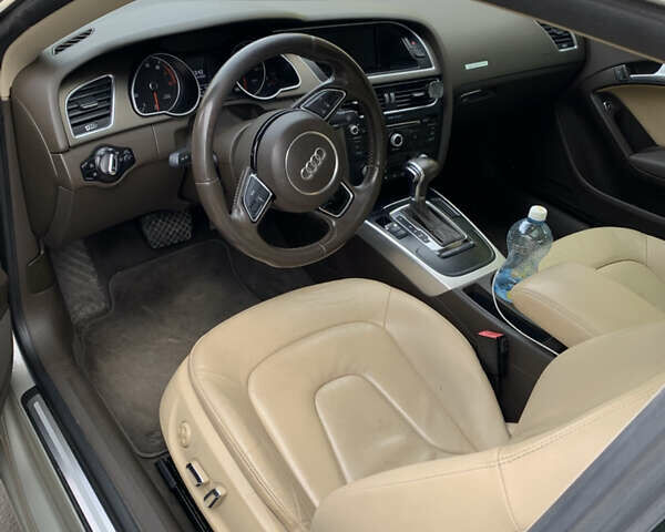 Бежевый Ауди А5, объемом двигателя 2 л и пробегом 175 тыс. км за 12800 $, фото 10 на Automoto.ua