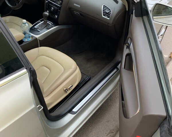 Бежевый Ауди А5, объемом двигателя 2 л и пробегом 175 тыс. км за 12800 $, фото 9 на Automoto.ua