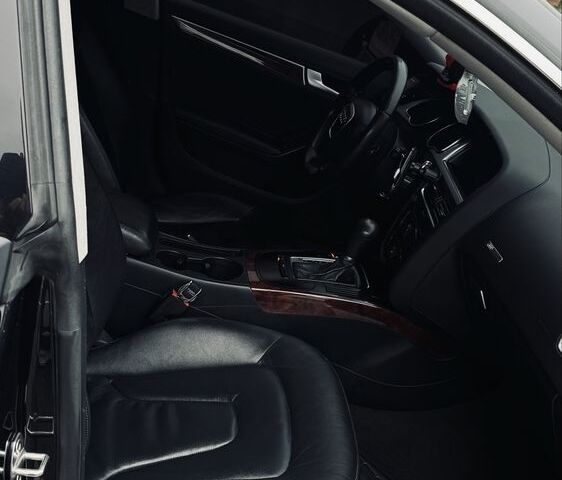 Черный Ауди А5, объемом двигателя 2 л и пробегом 3 тыс. км за 12000 $, фото 10 на Automoto.ua
