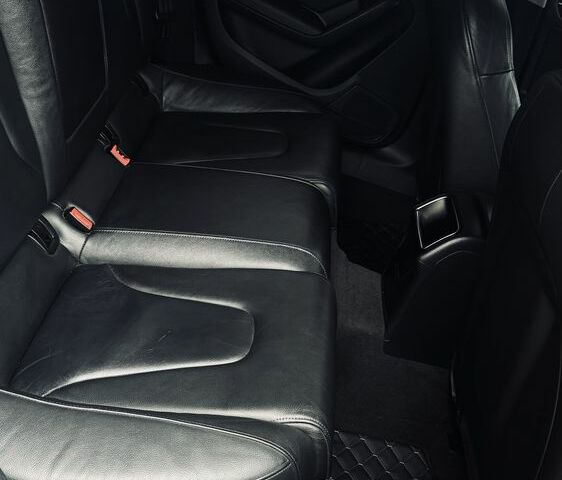 Черный Ауди А5, объемом двигателя 2 л и пробегом 3 тыс. км за 12000 $, фото 9 на Automoto.ua