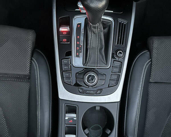 Ауді A5 2010 у Кам'янське (Дніпродзержинськ) на Automoto.ua Чорний Ауді A5, об'ємом двигуна 2 л та пробігом 191 тис. км за 10900 $, фото 21 на Automoto.ua