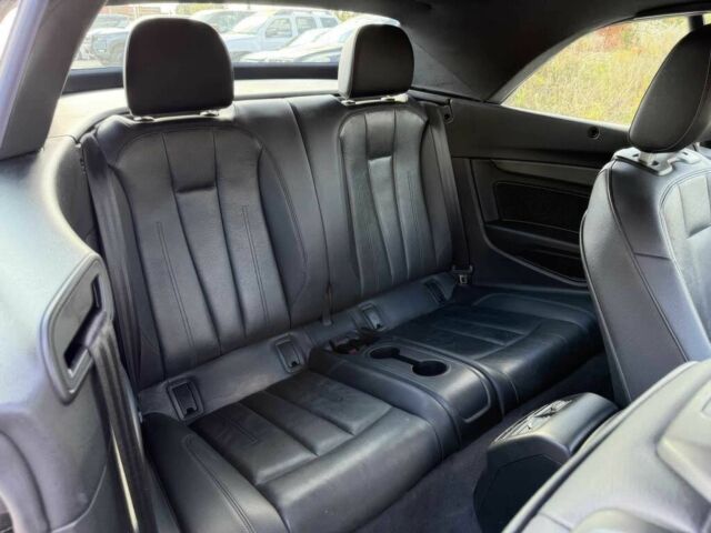 Черный Ауди А5, объемом двигателя 2 л и пробегом 46 тыс. км за 5500 $, фото 12 на Automoto.ua