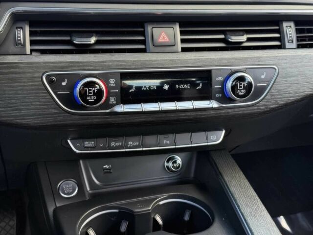 Черный Ауди А5, объемом двигателя 2 л и пробегом 46 тыс. км за 5500 $, фото 10 на Automoto.ua