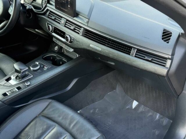 Черный Ауди А5, объемом двигателя 2 л и пробегом 46 тыс. км за 5500 $, фото 7 на Automoto.ua