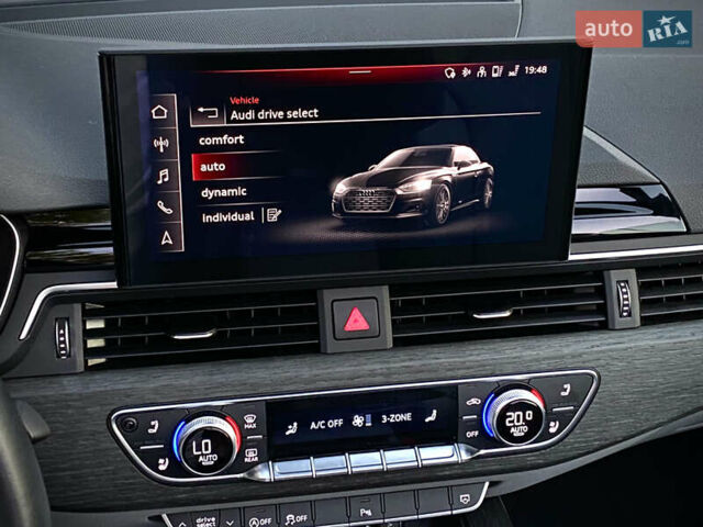 Черный Ауди А5, объемом двигателя 2 л и пробегом 4 тыс. км за 39900 $, фото 25 на Automoto.ua