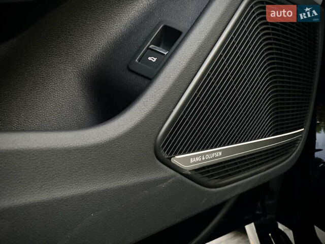 Черный Ауди А5, объемом двигателя 2 л и пробегом 4 тыс. км за 39900 $, фото 12 на Automoto.ua
