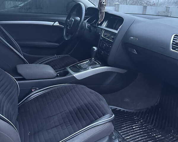 Чорний Ауді A5, об'ємом двигуна 2.7 л та пробігом 368 тис. км за 9700 $, фото 15 на Automoto.ua