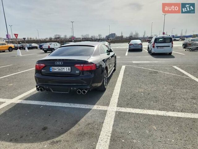 Черный Ауди А5, объемом двигателя 3.2 л и пробегом 130 тыс. км за 12500 $, фото 12 на Automoto.ua