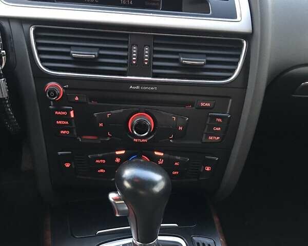 Черный Ауди А5, объемом двигателя 3.2 л и пробегом 237 тыс. км за 14999 $, фото 8 на Automoto.ua