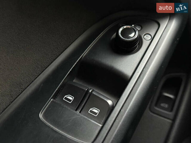 Черный Ауди А5, объемом двигателя 1.98 л и пробегом 199 тыс. км за 10200 $, фото 22 на Automoto.ua