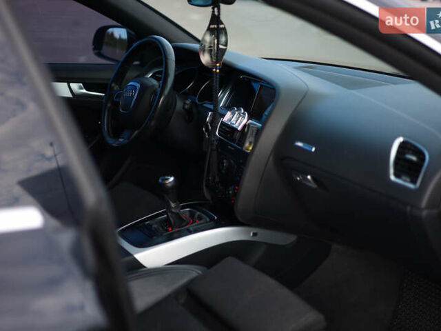 Ауди А5 2010 в Ровно на Automoto.ua Черный Ауди А5, объемом двигателя 1.98 л и пробегом 294 тыс. км за 12500 $, фото 9 на Automoto.ua