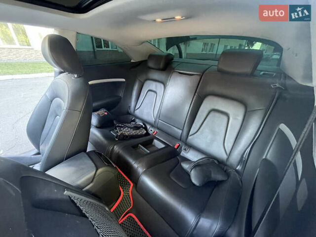 Чорний Ауді A5, об'ємом двигуна 1.98 л та пробігом 200 тис. км за 7999 $, фото 7 на Automoto.ua
