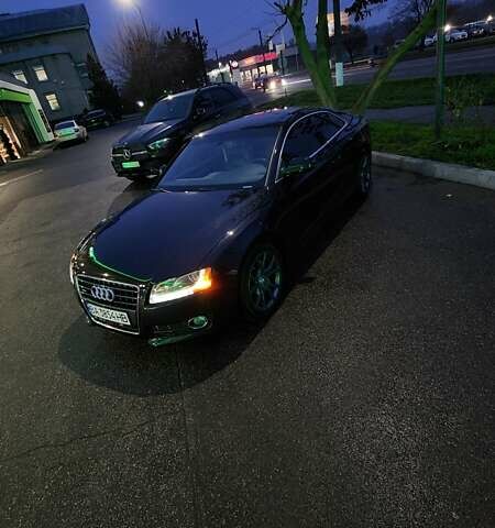 Чорний Ауді A5, об'ємом двигуна 1.98 л та пробігом 229 тис. км за 10000 $, фото 6 на Automoto.ua