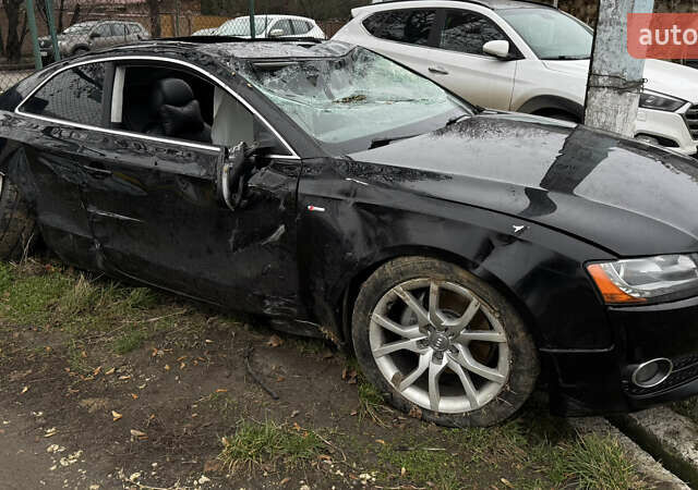 Черный Ауди А5, объемом двигателя 1.98 л и пробегом 208 тыс. км за 5500 $, фото 2 на Automoto.ua