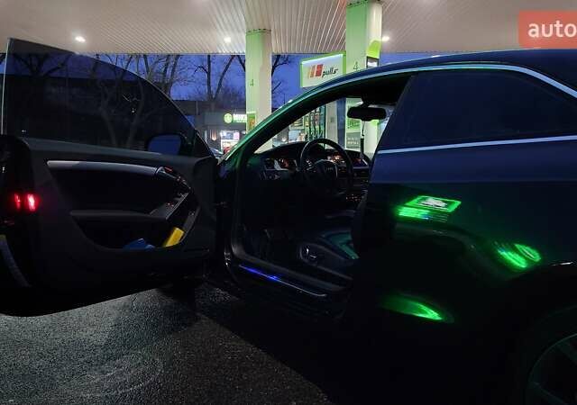 Чорний Ауді A5, об'ємом двигуна 1.98 л та пробігом 229 тис. км за 10000 $, фото 12 на Automoto.ua