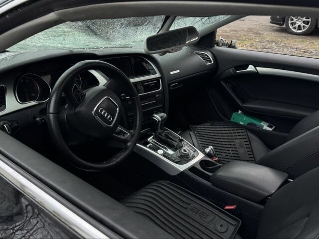 Чорний Ауді A5, об'ємом двигуна 2 л та пробігом 208 тис. км за 5500 $, фото 3 на Automoto.ua