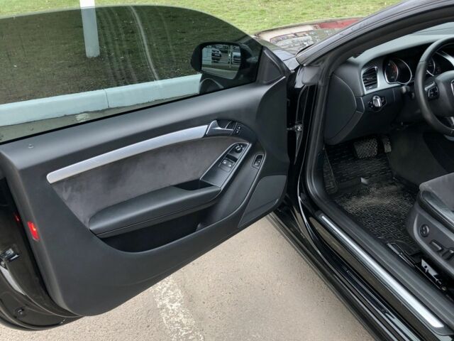 Чорний Ауді A5, об'ємом двигуна 2 л та пробігом 203 тис. км за 11400 $, фото 3 на Automoto.ua