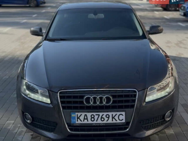 Черный Ауди А5, объемом двигателя 1.98 л и пробегом 244 тыс. км за 11000 $, фото 10 на Automoto.ua