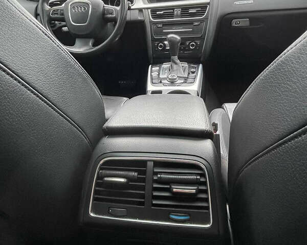 Черный Ауди А5, объемом двигателя 1.98 л и пробегом 239 тыс. км за 8999 $, фото 5 на Automoto.ua