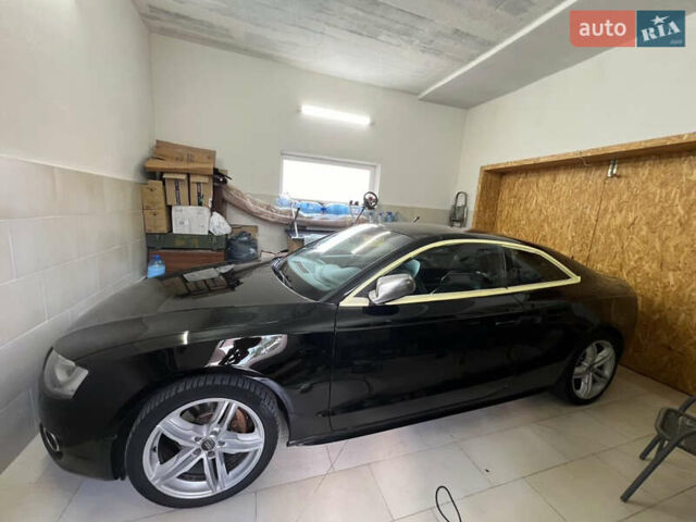 Чорний Ауді A5, об'ємом двигуна 1.98 л та пробігом 233 тис. км за 10500 $, фото 5 на Automoto.ua