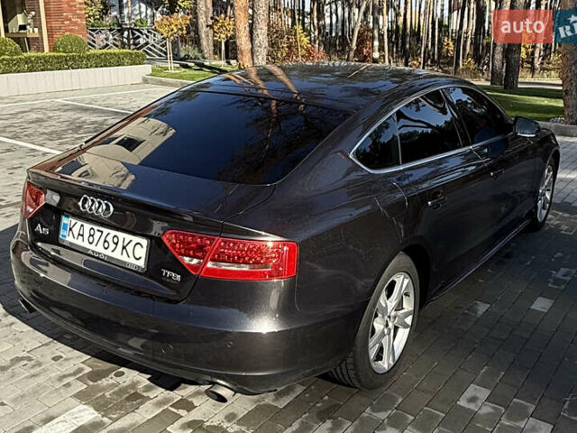 Черный Ауди А5, объемом двигателя 1.98 л и пробегом 244 тыс. км за 11000 $, фото 2 на Automoto.ua