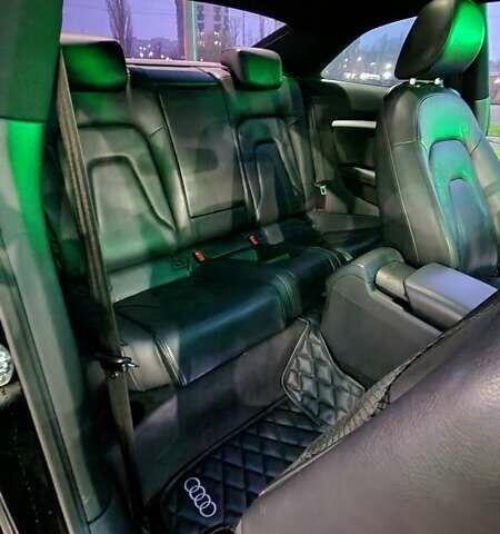 Чорний Ауді A5, об'ємом двигуна 1.98 л та пробігом 229 тис. км за 10000 $, фото 15 на Automoto.ua