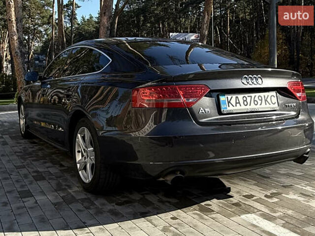 Черный Ауди А5, объемом двигателя 1.98 л и пробегом 244 тыс. км за 11000 $, фото 3 на Automoto.ua