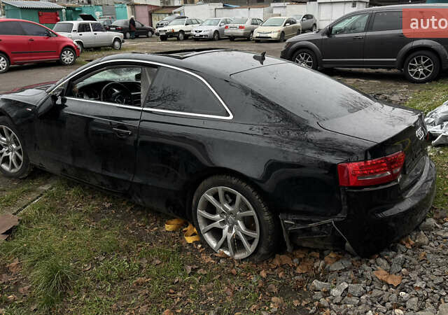 Черный Ауди А5, объемом двигателя 1.98 л и пробегом 208 тыс. км за 5500 $, фото 4 на Automoto.ua