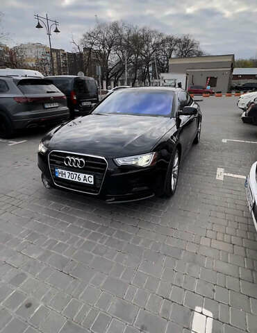 Черный Ауди А5, объемом двигателя 1.98 л и пробегом 216 тыс. км за 11800 $, фото 3 на Automoto.ua