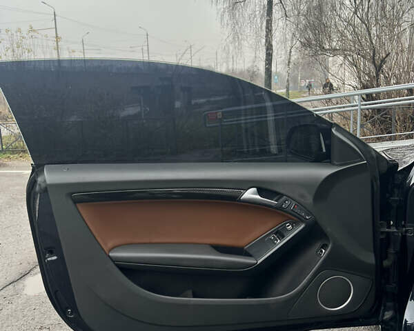 Чорний Ауді A5, об'ємом двигуна 1.98 л та пробігом 230 тис. км за 12000 $, фото 5 на Automoto.ua