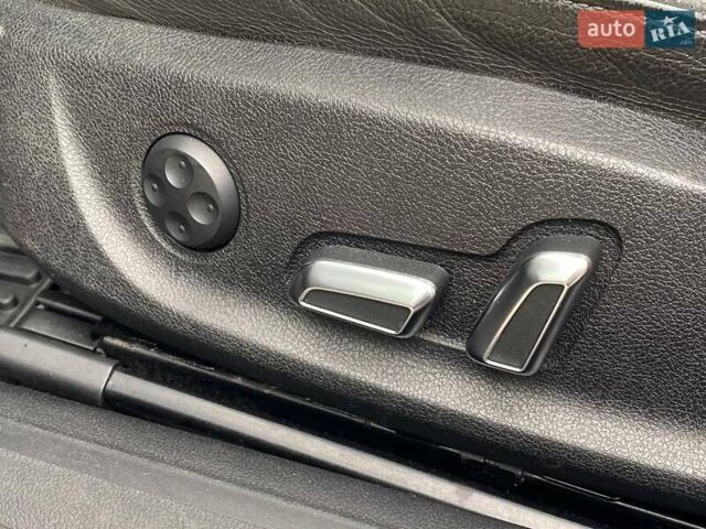 Черный Ауди А5, объемом двигателя 1.98 л и пробегом 140 тыс. км за 12490 $, фото 26 на Automoto.ua