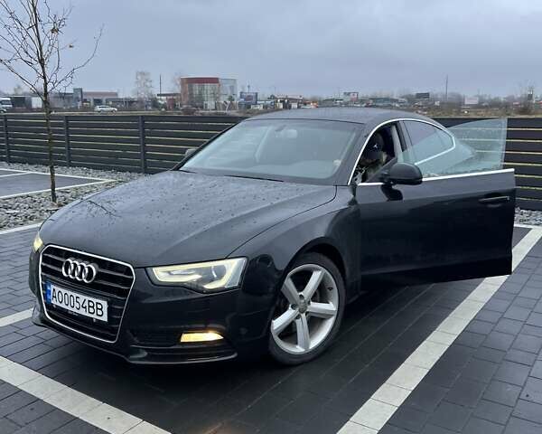 Черный Ауди А5, объемом двигателя 1.97 л и пробегом 215 тыс. км за 15500 $, фото 1 на Automoto.ua