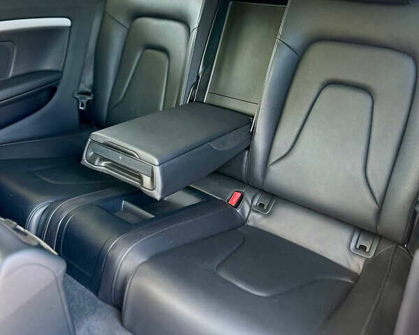 Черный Ауди А5, объемом двигателя 1.98 л и пробегом 175 тыс. км за 12499 $, фото 13 на Automoto.ua