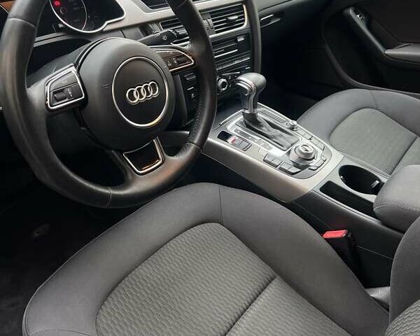 Черный Ауди А5, объемом двигателя 1.97 л и пробегом 215 тыс. км за 15500 $, фото 7 на Automoto.ua