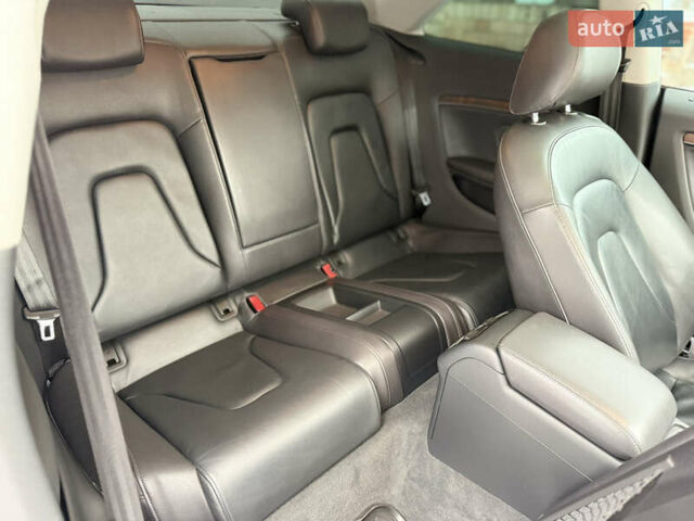 Черный Ауди А5, объемом двигателя 1.98 л и пробегом 85 тыс. км за 15800 $, фото 14 на Automoto.ua