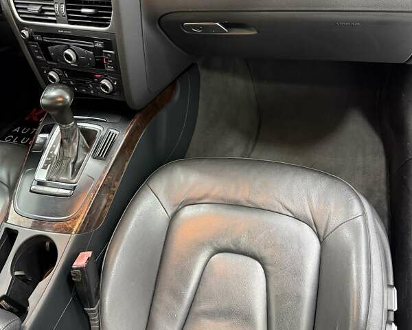 Чорний Ауді A5, об'ємом двигуна 1.98 л та пробігом 252 тис. км за 10800 $, фото 21 на Automoto.ua