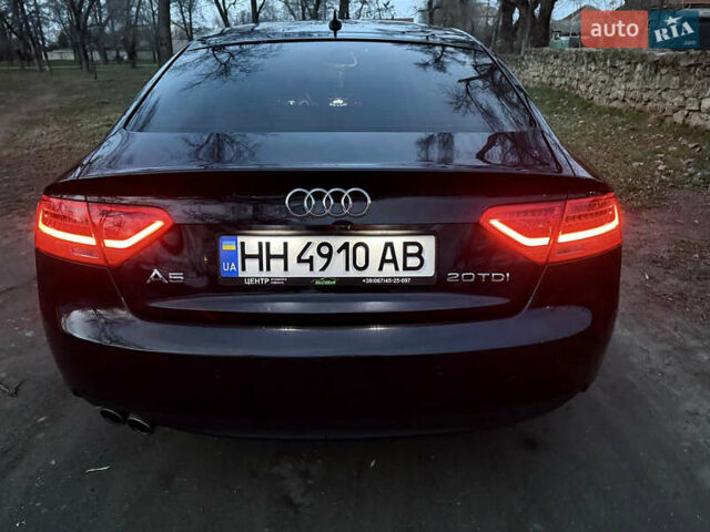 Чорний Ауді A5, об'ємом двигуна 2 л та пробігом 255 тис. км за 15600 $, фото 4 на Automoto.ua