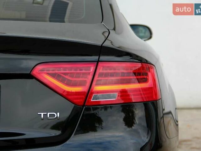 Чорний Ауді A5, об'ємом двигуна 2 л та пробігом 255 тис. км за 13800 $, фото 9 на Automoto.ua