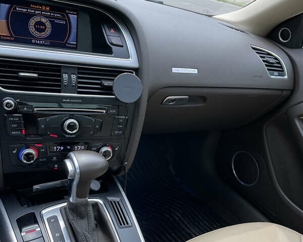 Черный Ауди А5, объемом двигателя 1.98 л и пробегом 134 тыс. км за 15000 $, фото 6 на Automoto.ua