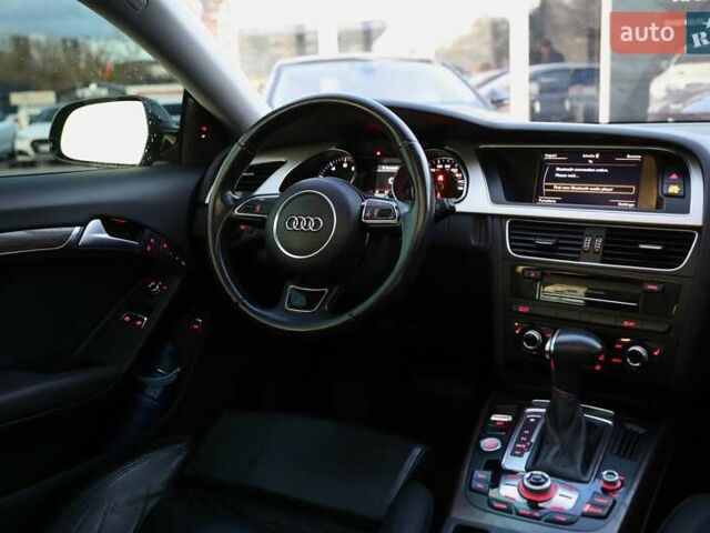 Черный Ауди А5, объемом двигателя 2 л и пробегом 123 тыс. км за 15000 $, фото 9 на Automoto.ua