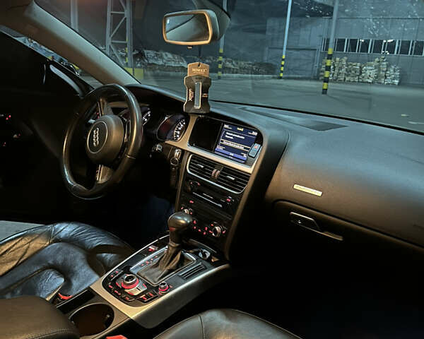 Черный Ауди А5, объемом двигателя 2 л и пробегом 150 тыс. км за 15200 $, фото 13 на Automoto.ua