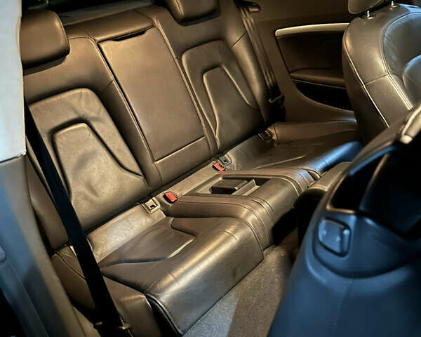 Черный Ауди А5, объемом двигателя 2 л и пробегом 150 тыс. км за 15200 $, фото 14 на Automoto.ua