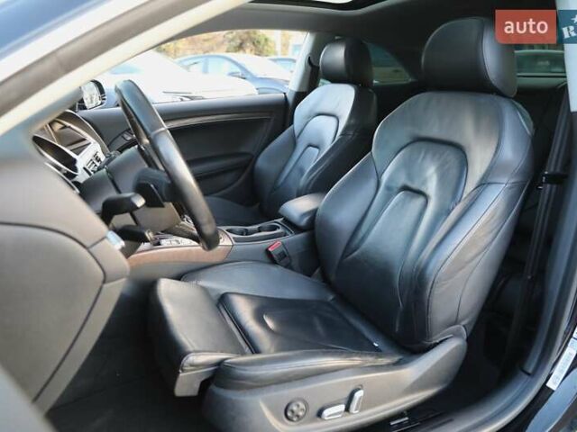 Черный Ауди А5, объемом двигателя 2 л и пробегом 123 тыс. км за 15000 $, фото 6 на Automoto.ua