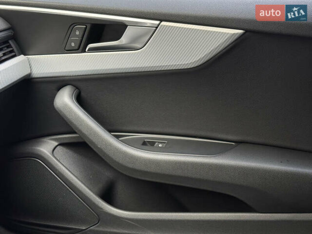Чорний Ауді A5, об'ємом двигуна 2 л та пробігом 80 тис. км за 24000 $, фото 21 на Automoto.ua