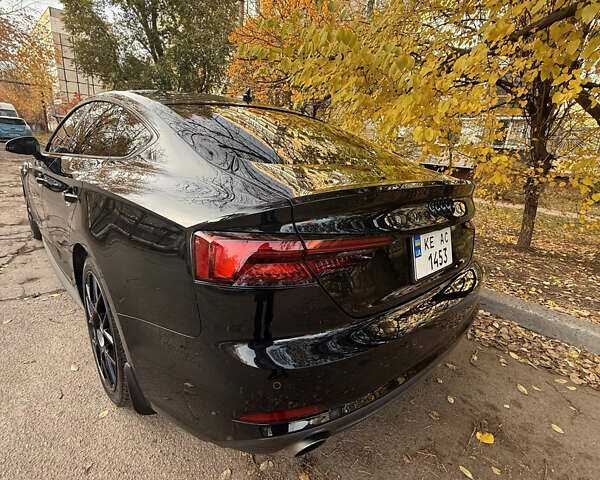 Чорний Ауді A5, об'ємом двигуна 1.98 л та пробігом 86 тис. км за 31000 $, фото 5 на Automoto.ua