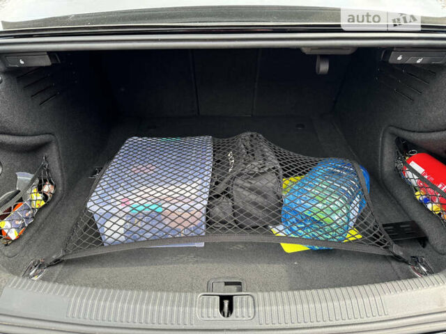 Чорний Ауді A5, об'ємом двигуна 2 л та пробігом 90 тис. км за 30000 $, фото 35 на Automoto.ua