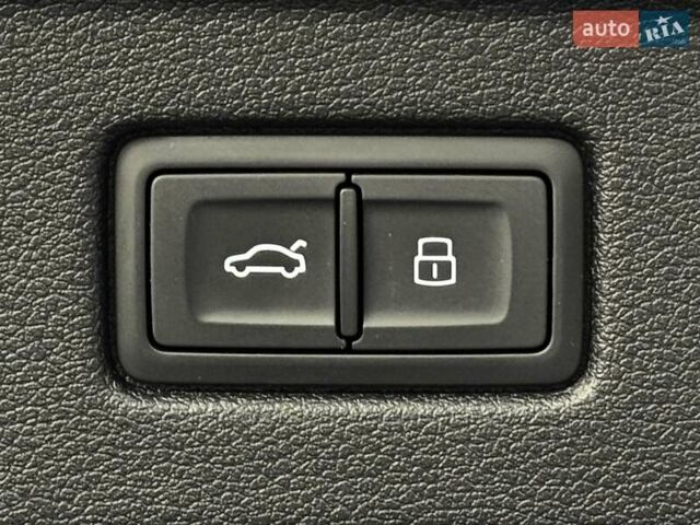 Черный Ауди А5, объемом двигателя 1.98 л и пробегом 80 тыс. км за 27500 $, фото 60 на Automoto.ua