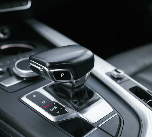 Черный Ауди А5, объемом двигателя 1.98 л и пробегом 87 тыс. км за 22900 $, фото 12 на Automoto.ua