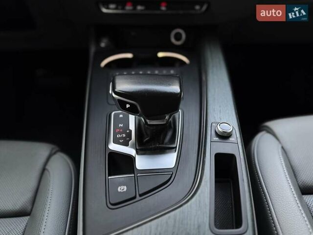 Черный Ауди А5, объемом двигателя 1.98 л и пробегом 80 тыс. км за 27500 $, фото 45 на Automoto.ua